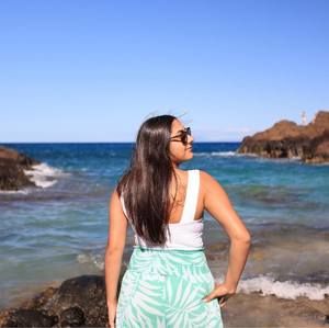 Meet your Posher, Samira